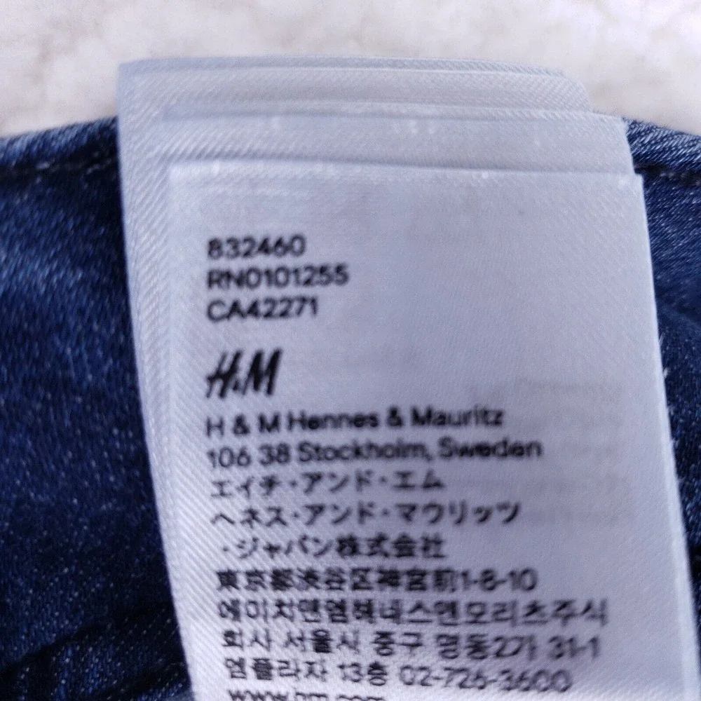 HM Jean Shorts Womens Size 4 Mid Rise Denim Blue Jeans Casual Pants